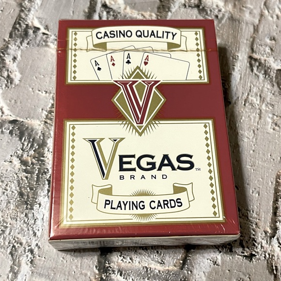 Vegas Style Casino Deck of Cards - Picture 2 of 3